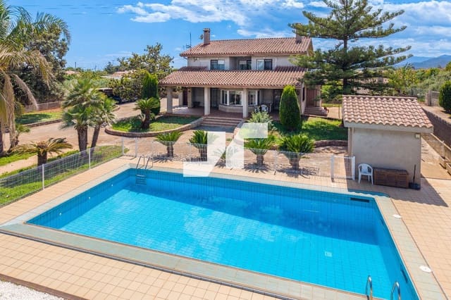 5 soveværelse Villa til salg i Vila-real med swimmingpool garage - € 595.000 (Ref: 9836827)