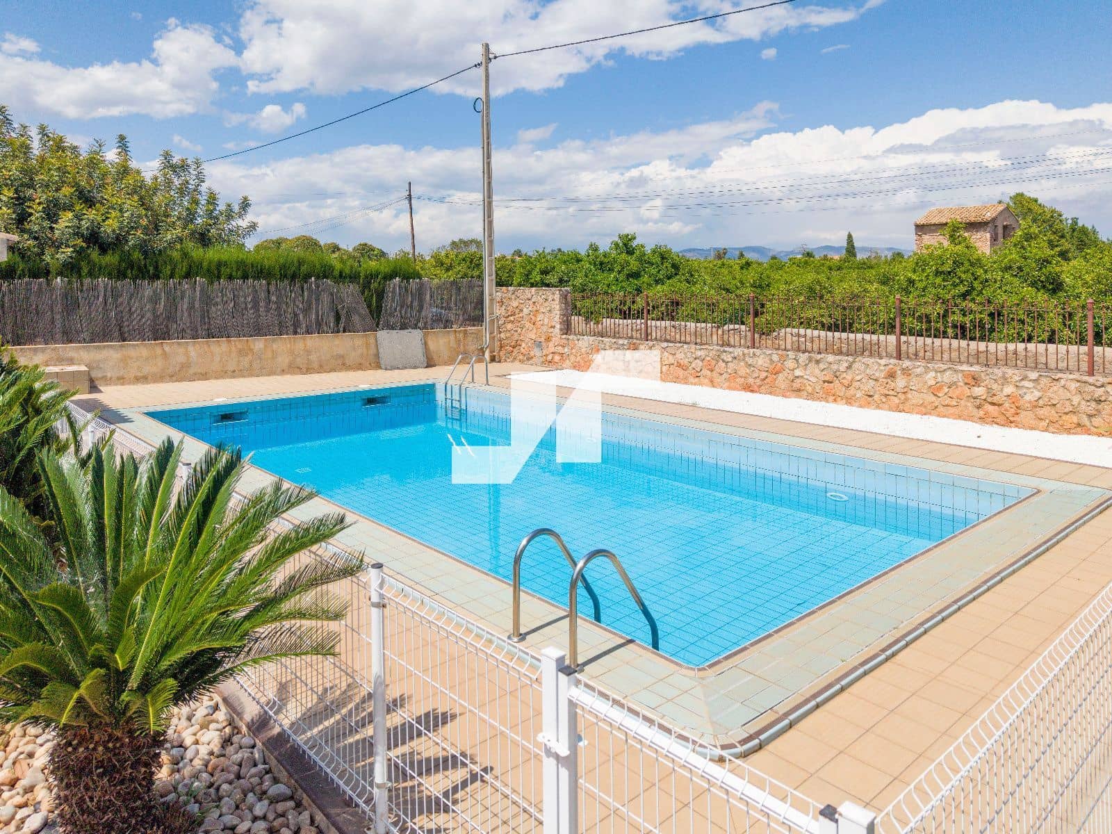 5 bedroom Villa for sale in Vila-real with pool garage - € 595,000 (Ref: 9836827)