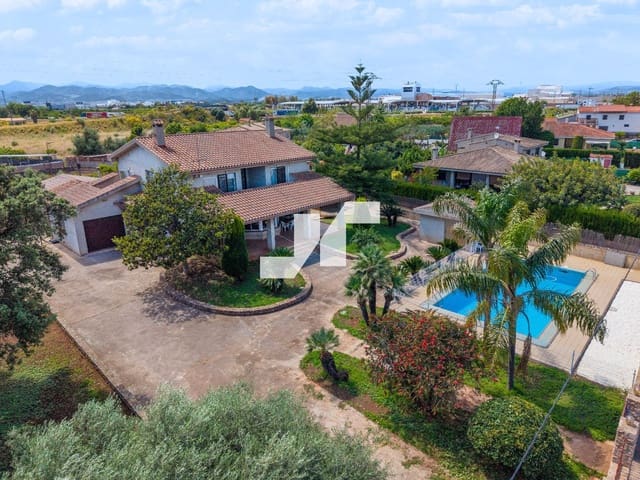 5 soveværelse Villa til salg i Vila-real med swimmingpool garage - € 595.000 (Ref: 9836827)