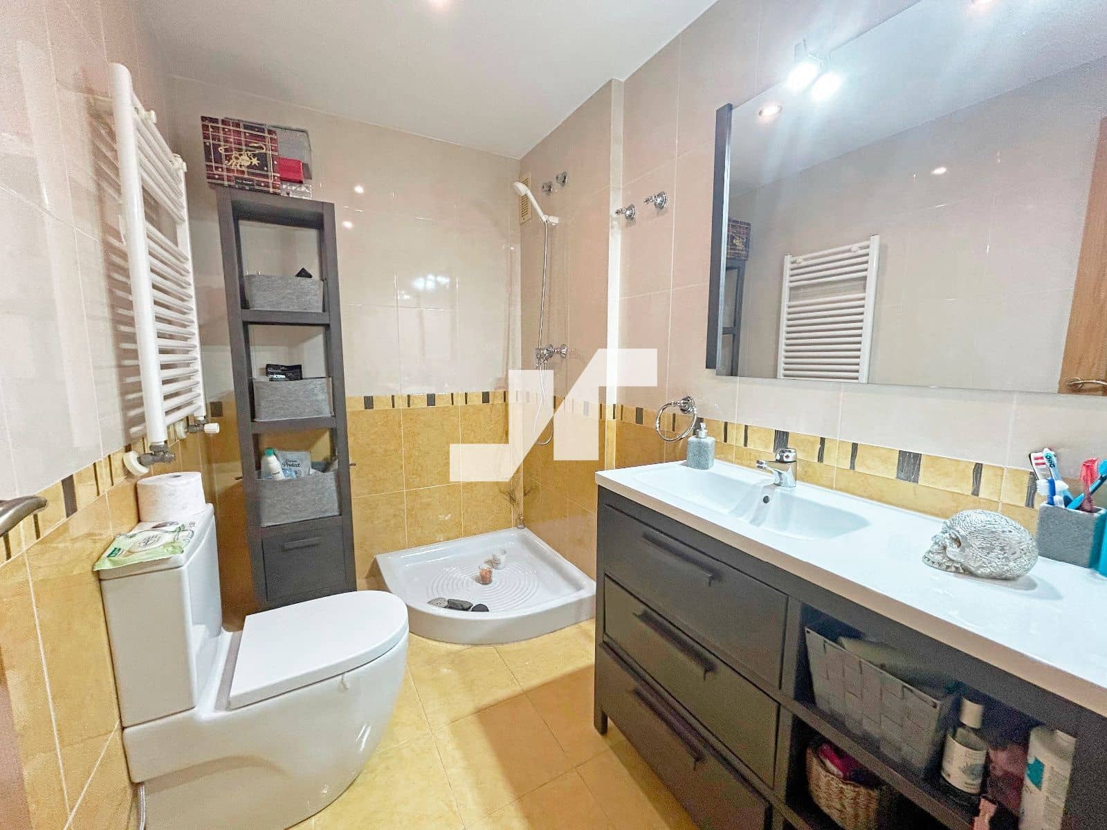 4 bedroom Penthouse for sale in Vila-real with garage - € 215,000 (Ref: 9841786)