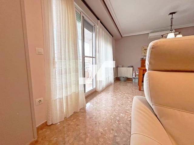 4 soveværelse Penthouse til salg i Vila-real med garage - € 215.000 (Ref: 9841786)