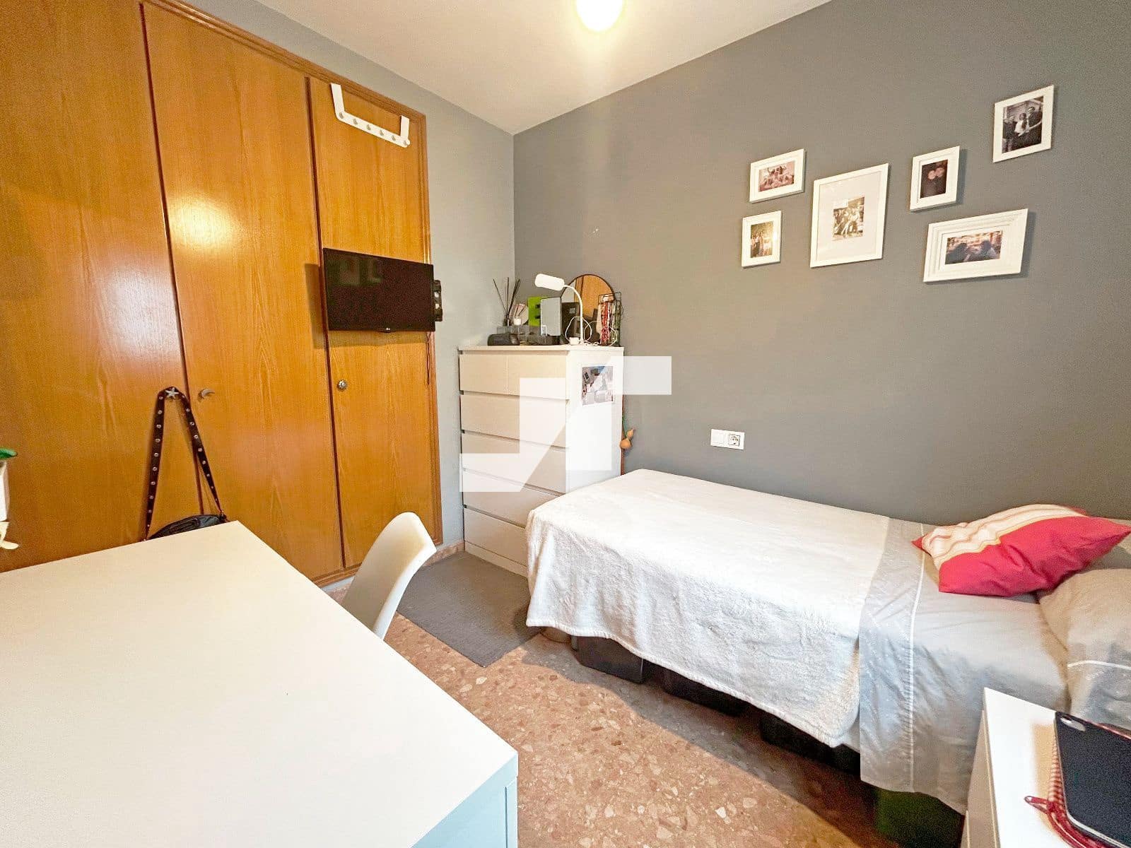 4 bedroom Penthouse for sale in Vila-real with garage - € 215,000 (Ref: 9841786)