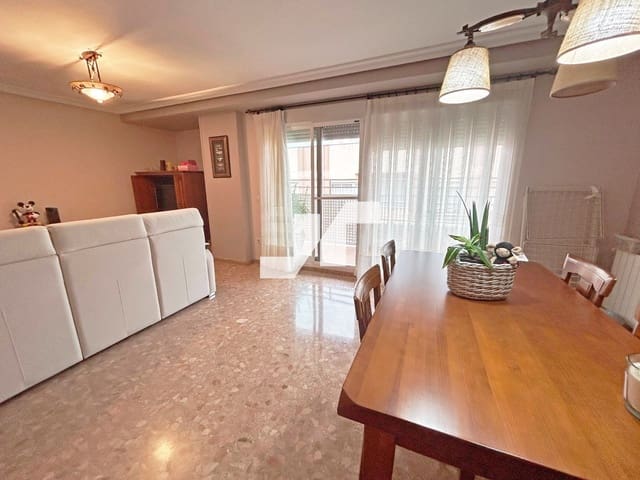4 soveværelse Penthouse til salg i Vila-real med garage - € 215.000 (Ref: 9841786)