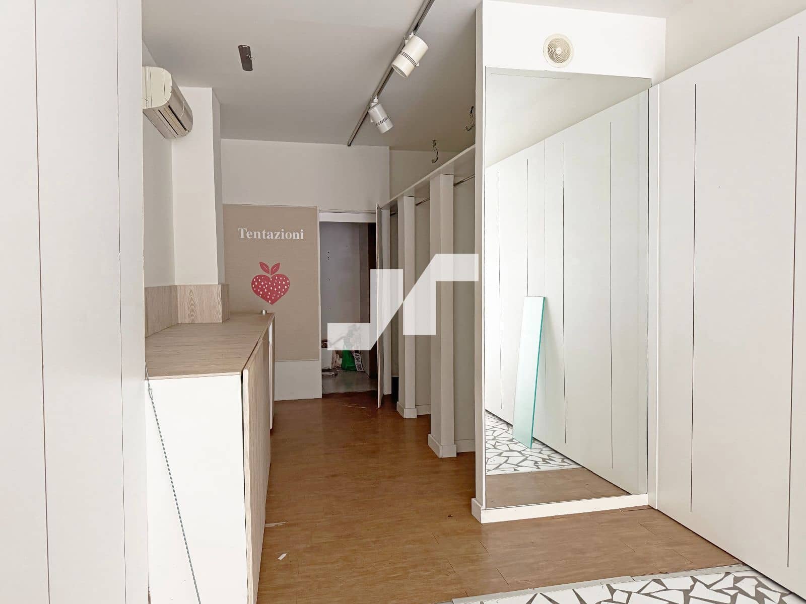 Gewerbe zu vermieten in Castello de la Plana - 500 € (Ref: 9858979)
