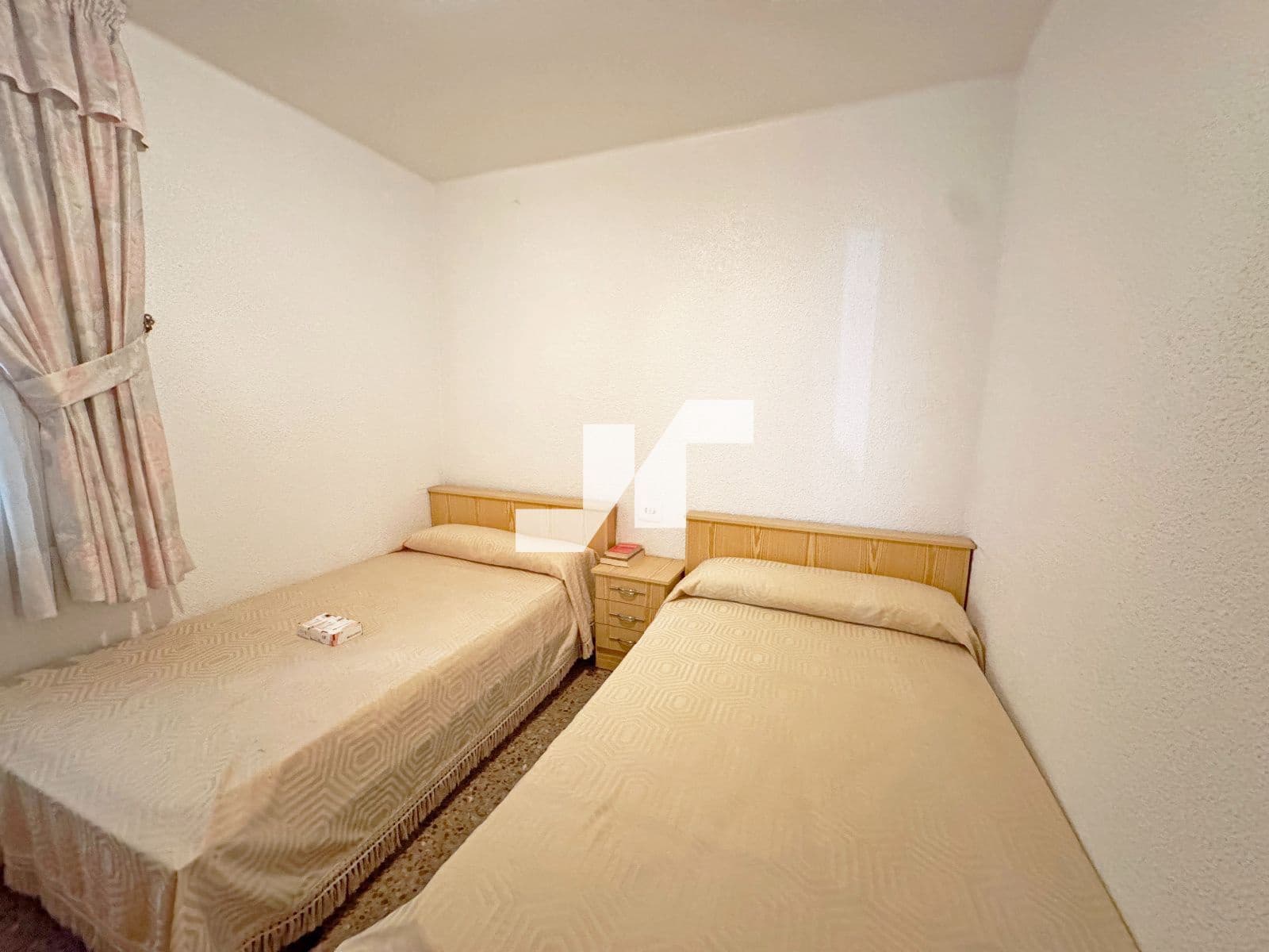 4 bedroom Flat for sale in Vila-real with garage - € 170,000 (Ref: 9863895)