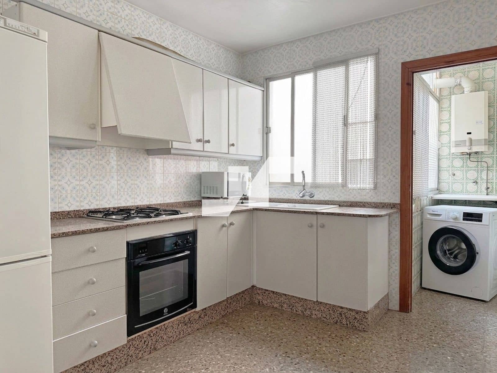 4 bedroom Flat for sale in Vila-real with garage - € 170,000 (Ref: 9863895)