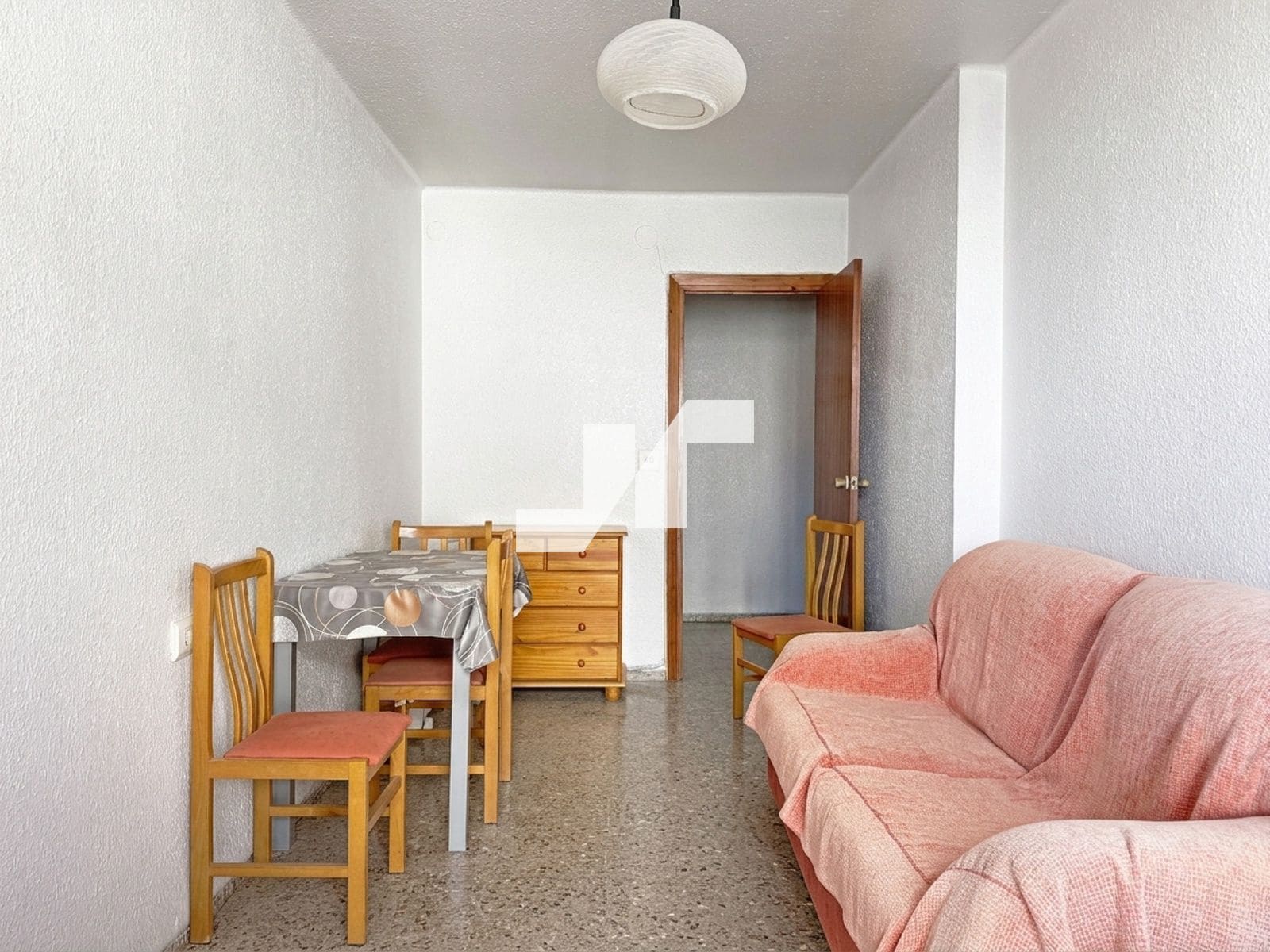 4 bedroom Flat for sale in Vila-real with garage - € 170,000 (Ref: 9863895)
