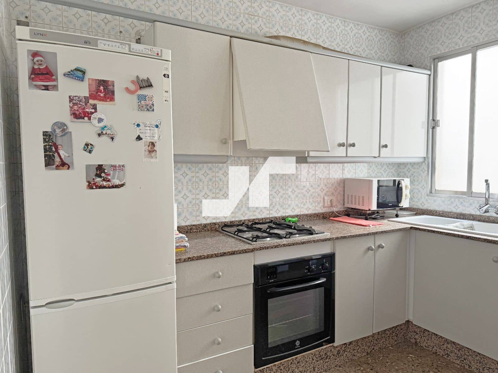 4 bedroom Flat for sale in Vila-real with garage - € 170,000 (Ref: 9863895)