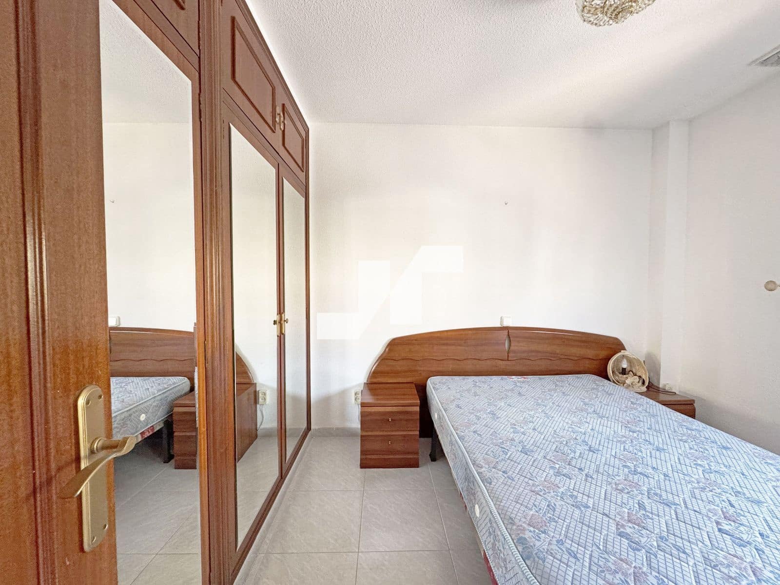 4 Zimmer Haus zu verkaufen in Oropesa  mit Garage - 240.000 € (Ref: 9873706)