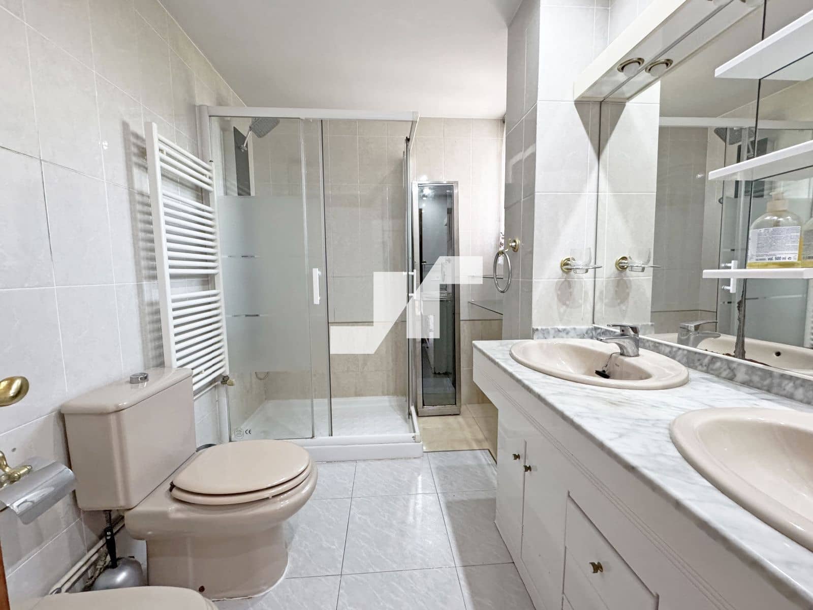 4 Zimmer Haus zu verkaufen in Oropesa  mit Garage - 240.000 € (Ref: 9873706)