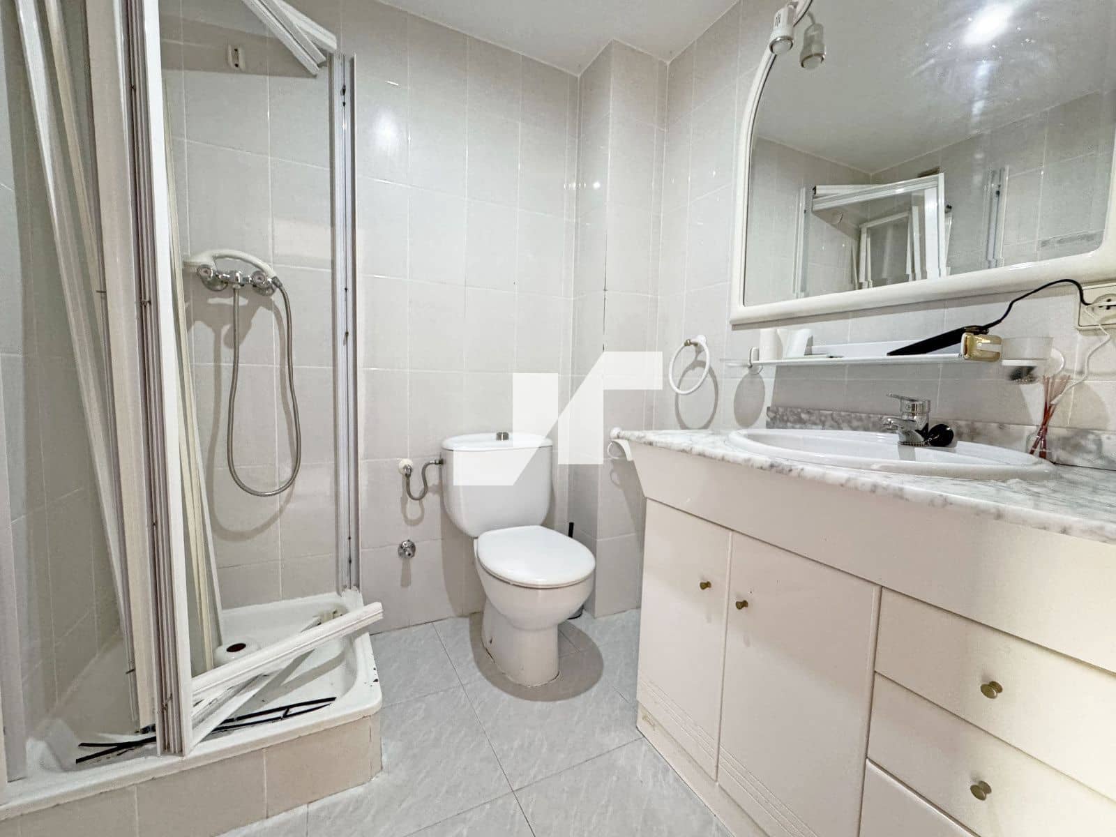 4 Zimmer Haus zu verkaufen in Oropesa  mit Garage - 240.000 € (Ref: 9873706)