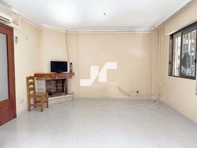 4 Zimmer Haus zu verkaufen in Oropesa  mit Garage - 240.000 € (Ref: 9873706)