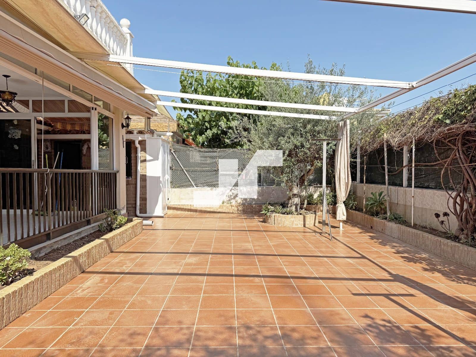 4 Zimmer Haus zu verkaufen in Oropesa  mit Garage - 240.000 € (Ref: 9873706)