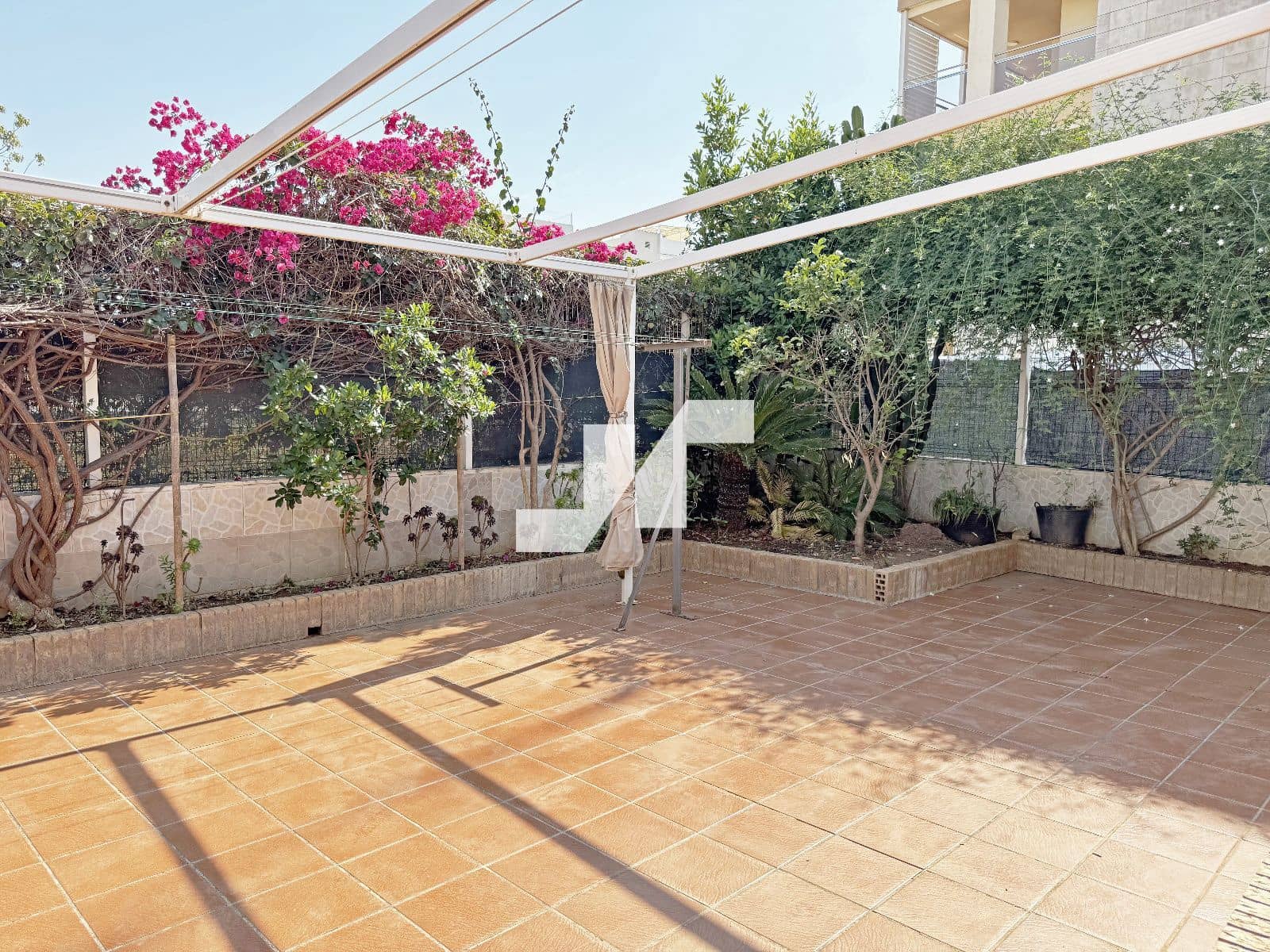 4 Zimmer Haus zu verkaufen in Oropesa  mit Garage - 240.000 € (Ref: 9873706)
