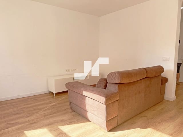 2 bedroom Flat for sale in Centro, Castelló de la Plana - € 148,000 (Ref: 9877744)