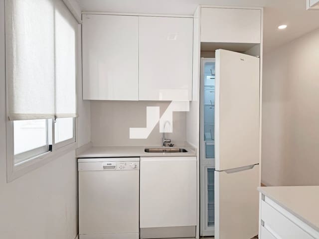2 bedroom Flat for sale in Centro, Castelló de la Plana - € 148,000 (Ref: 9877744)