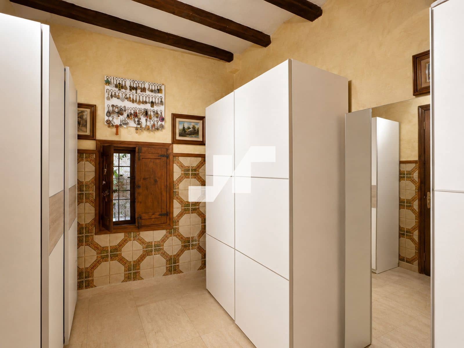 5 slaapkamer Villa te koop in Oropesa  - € 175.000 (Ref: 9891011)