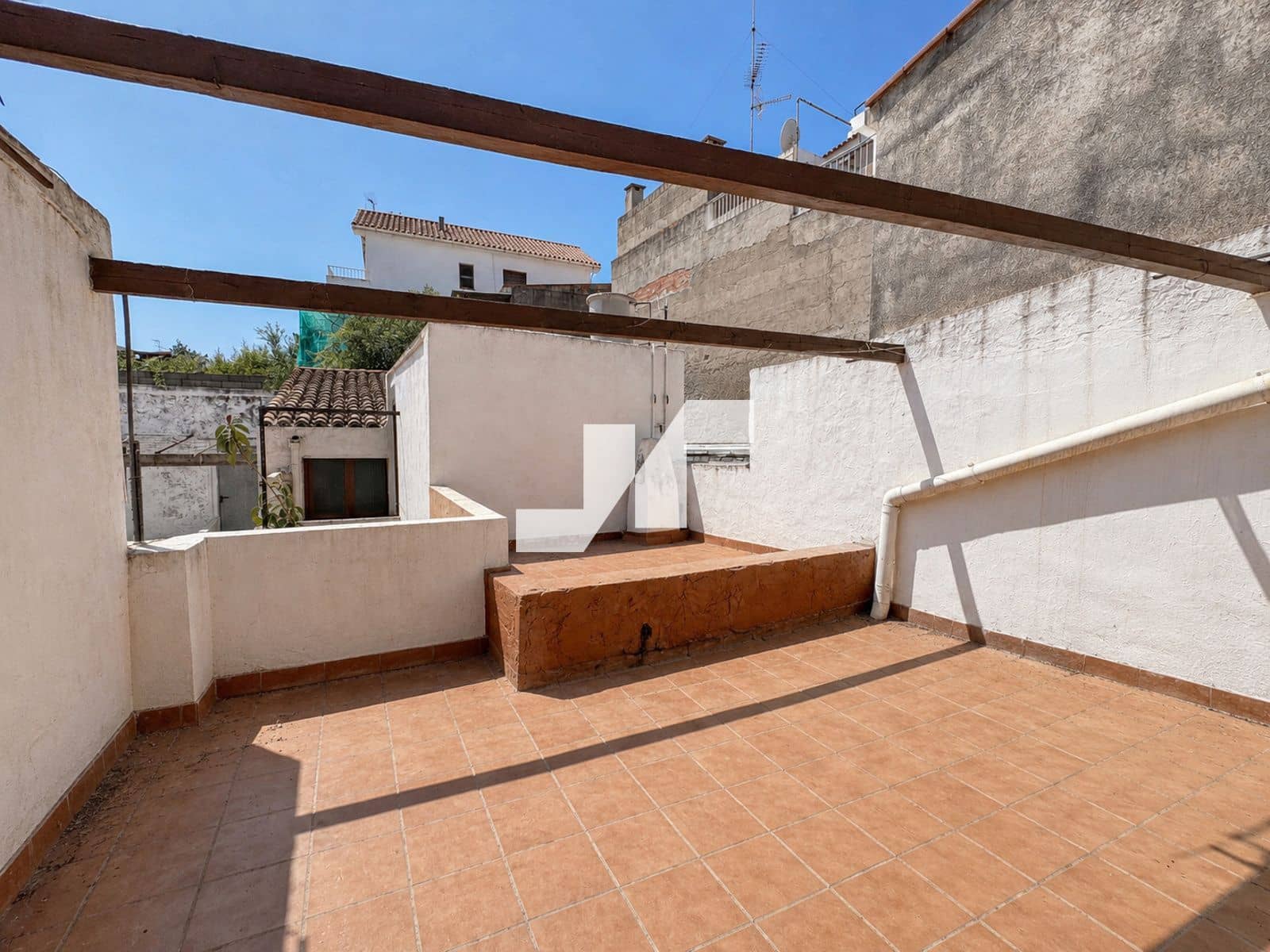 5 slaapkamer Villa te koop in Oropesa  - € 175.000 (Ref: 9891011)