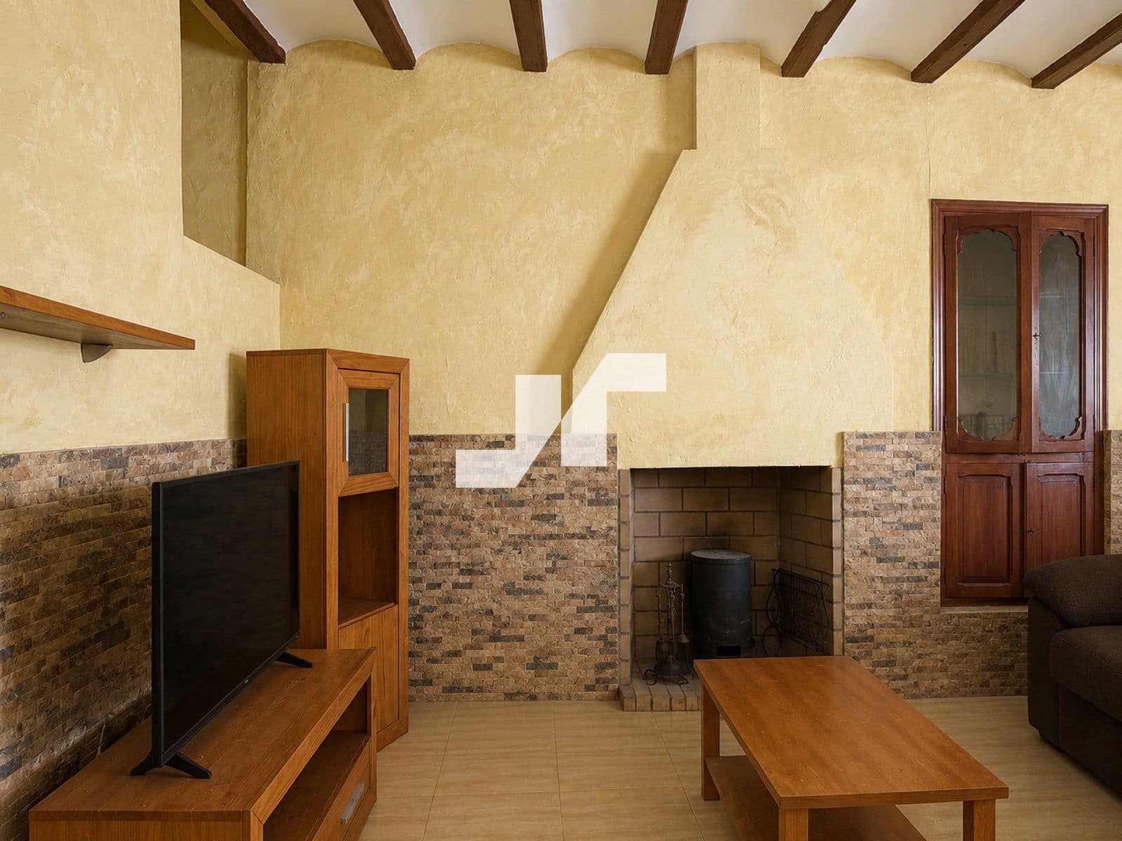 5 slaapkamer Villa te koop in Oropesa  - € 175.000 (Ref: 9891011)
