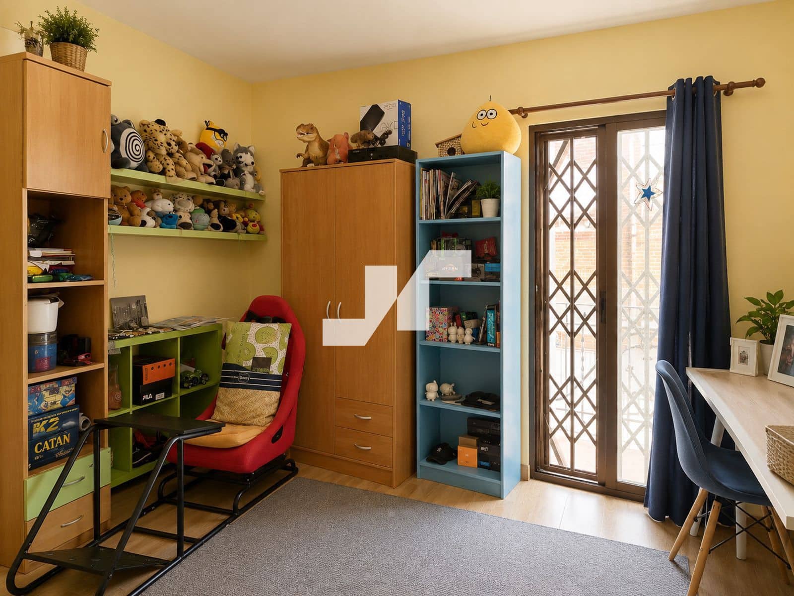 5 slaapkamer Villa te koop in Oropesa  - € 175.000 (Ref: 9891011)
