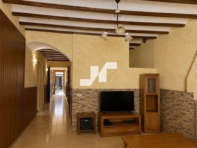 5 chambre Villa/Maison à vendre à Oropesa  - 175 000 € (Ref: 9891011)