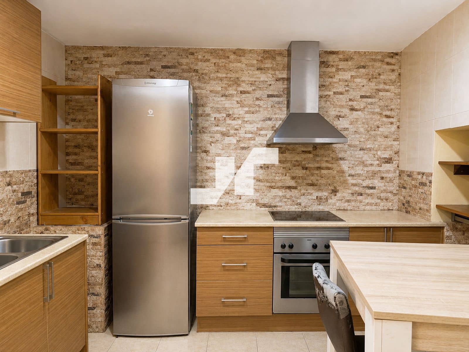 5 slaapkamer Villa te koop in Oropesa  - € 175.000 (Ref: 9891011)