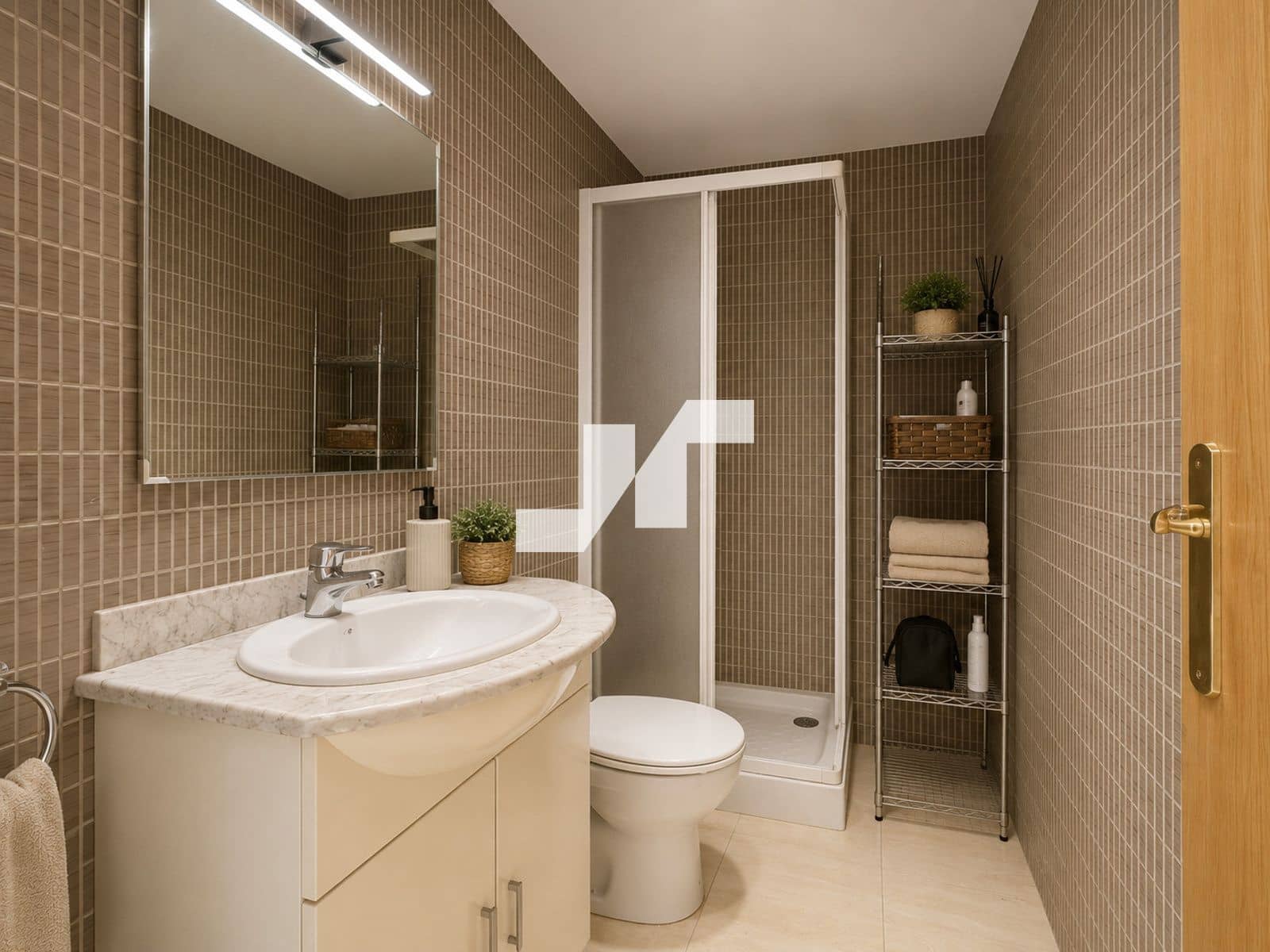 5 slaapkamer Villa te koop in Oropesa  - € 175.000 (Ref: 9891011)