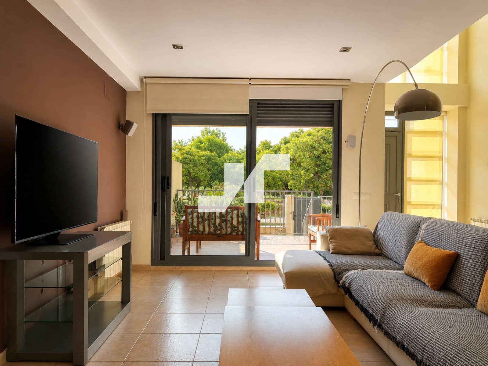 4 bedroom Townhouse for sale in Almassora / Almazora with garage - € 375,000 (Ref: 9902387)