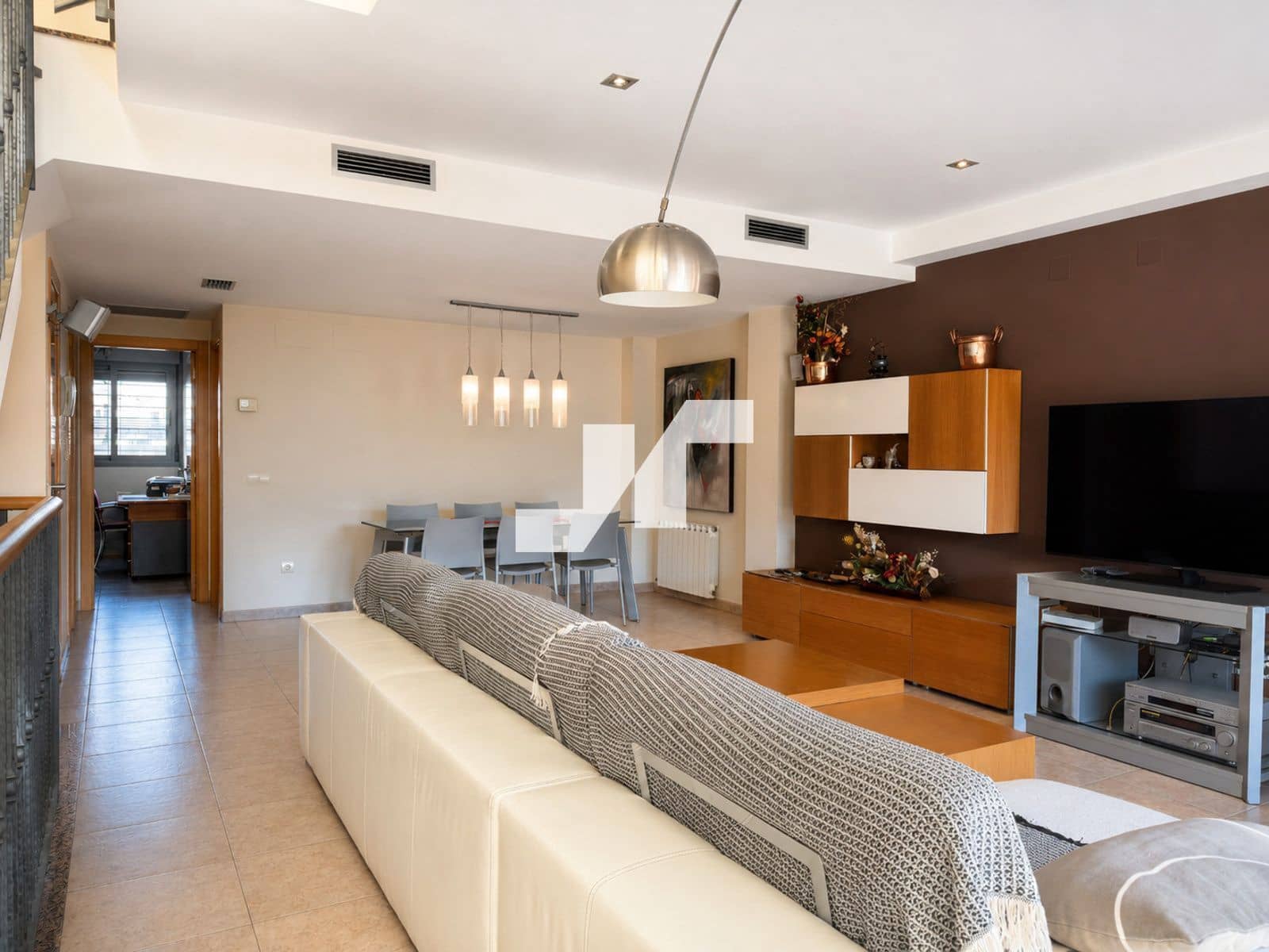 4 bedroom Townhouse for sale in Almassora / Almazora with garage - € 375,000 (Ref: 9902387)