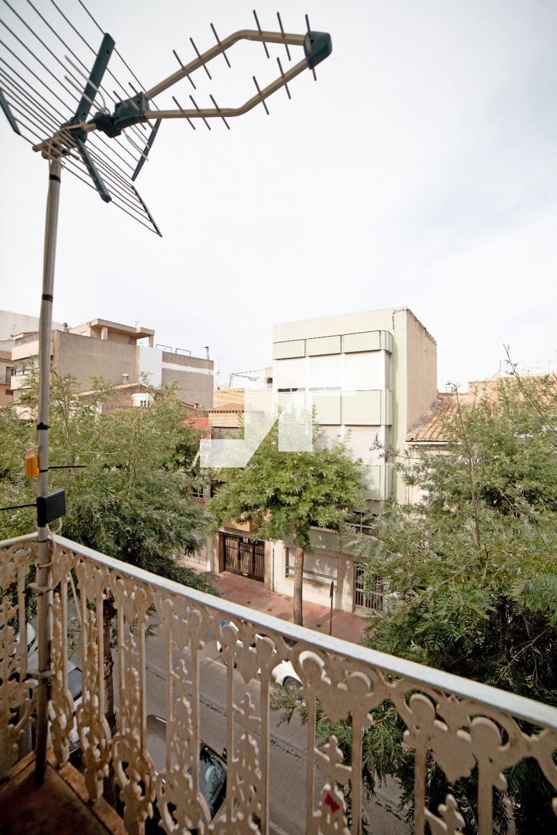 3 bedroom Flat for sale in Castello de la Plana - € 95,000 (Ref: 9925025)