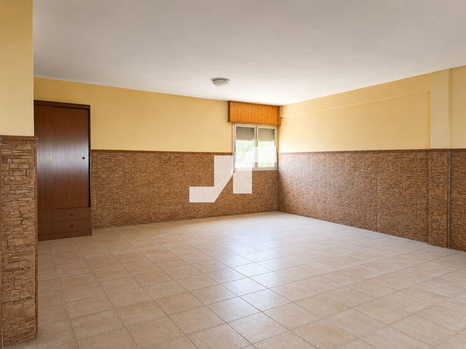 4 bedroom Villa for sale in Almassora / Almazora with garage - € 480,000 (Ref: 9930051)