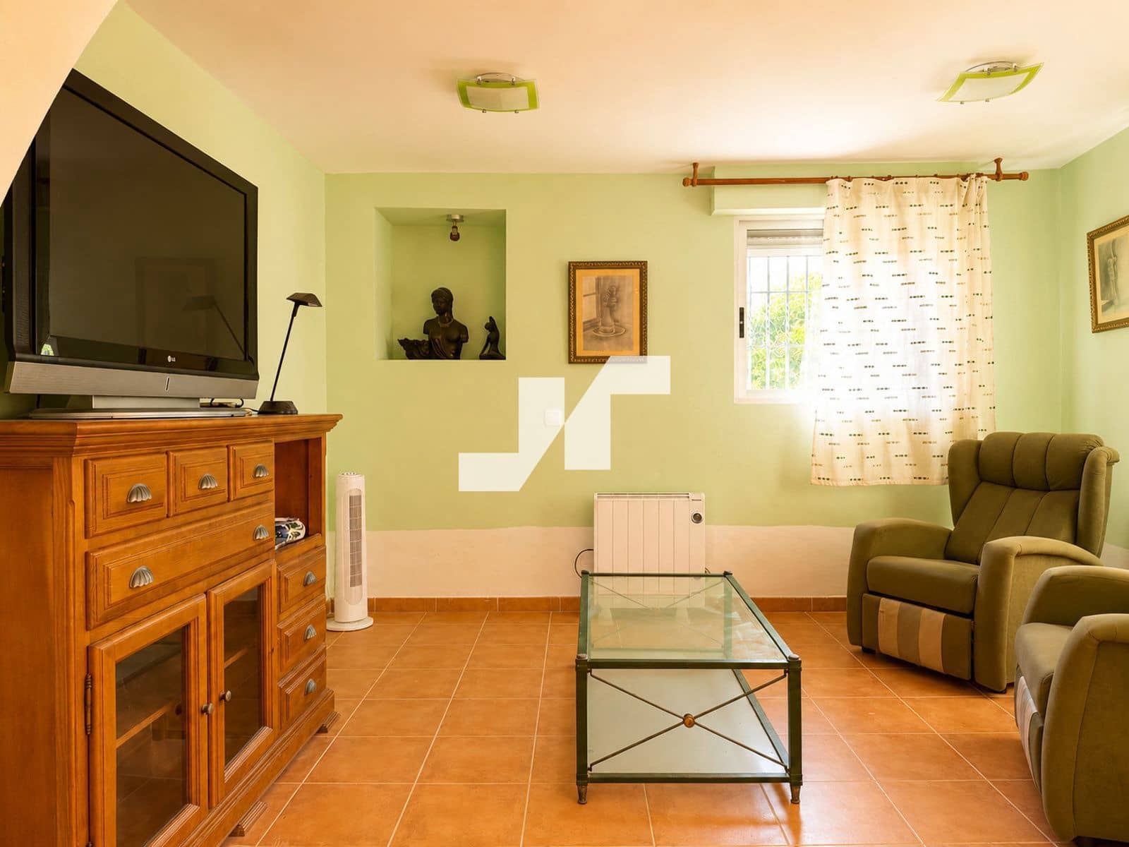 4 bedroom Villa for sale in Almassora / Almazora with garage - € 480,000 (Ref: 9930051)
