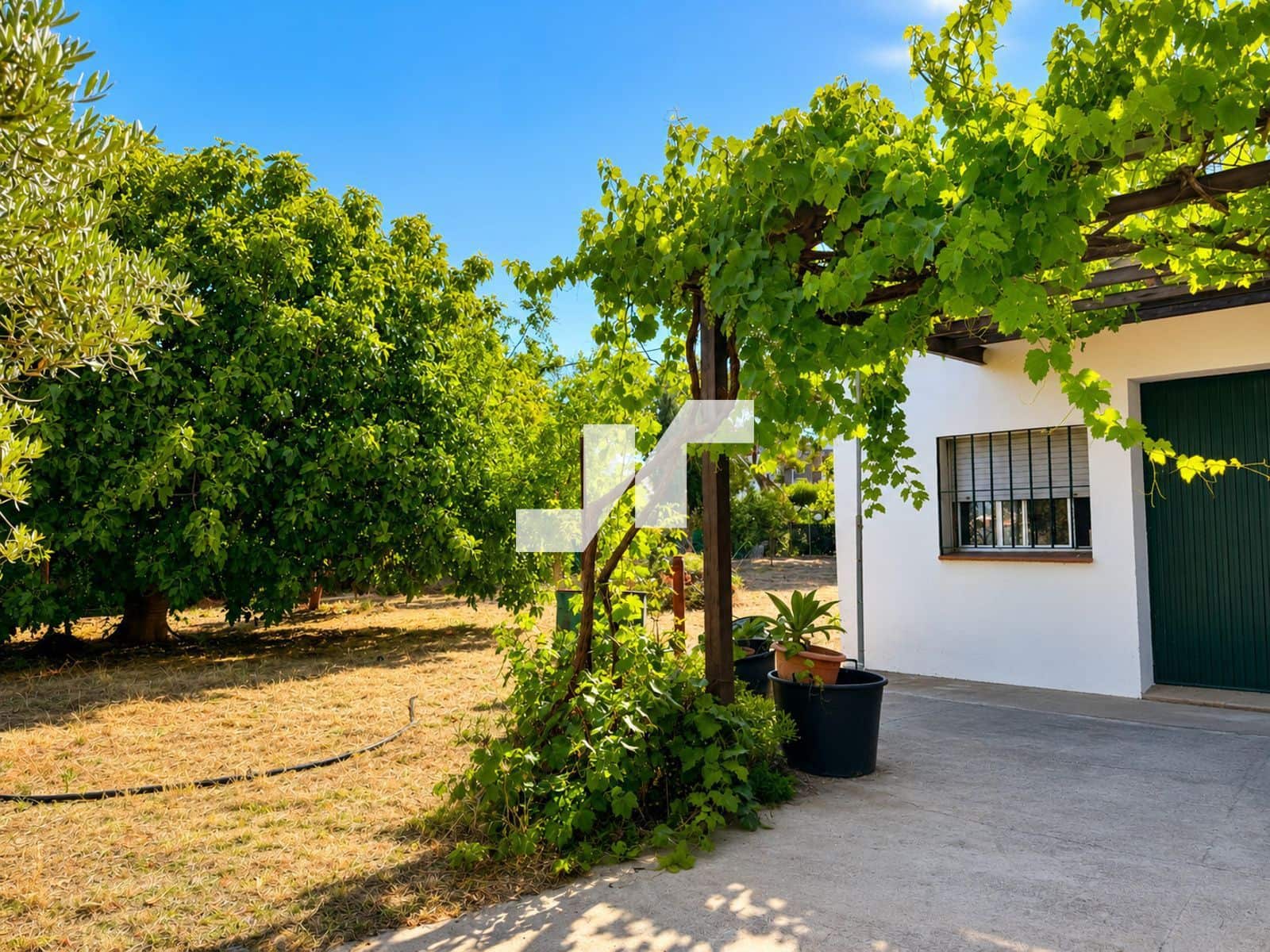 4 bedroom Villa for sale in Almassora / Almazora with garage - € 480,000 (Ref: 9930051)