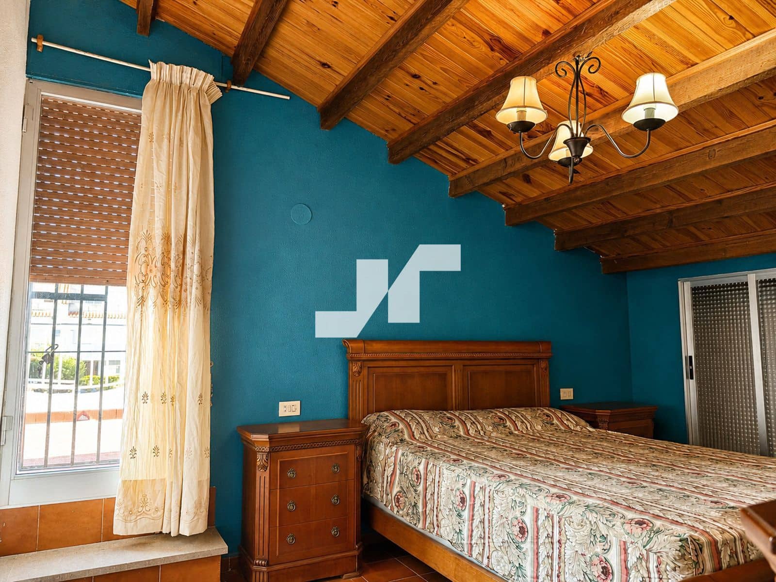 4 bedroom Villa for sale in Almassora / Almazora with garage - € 480,000 (Ref: 9930051)