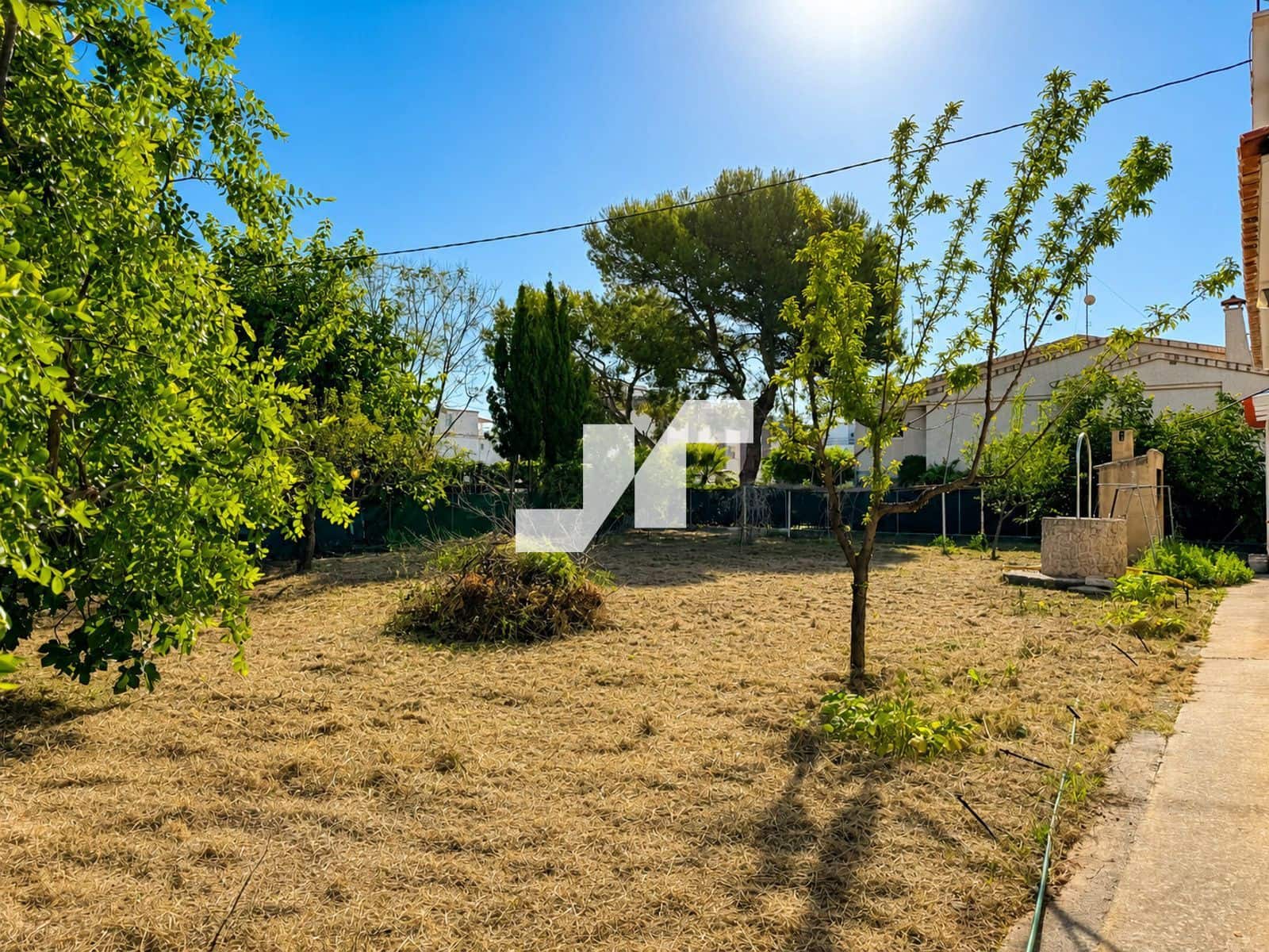 4 bedroom Villa for sale in Almassora / Almazora with garage - € 480,000 (Ref: 9930051)