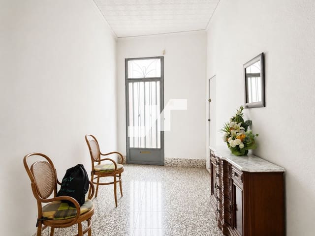 4 slaapkamer Villa te koop in Almassora / Almazora met garage - € 400.000 (Ref: 9948943)
