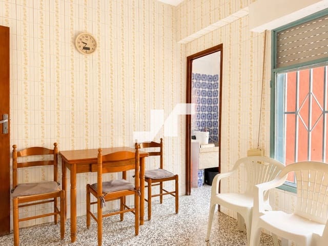 4 slaapkamer Villa te koop in Almassora / Almazora met garage - € 400.000 (Ref: 9948943)