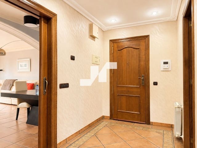 4 soveværelse Lejlighed til salg i Burriana / Borriana - € 299.000 (Ref: 9984172)