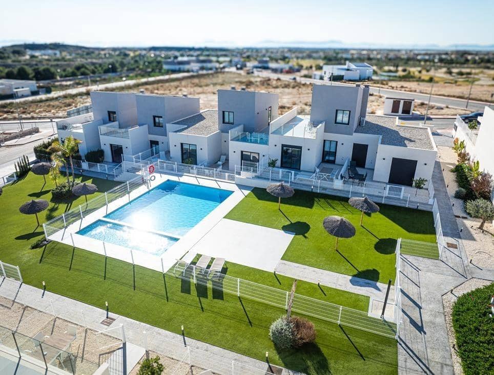 2 camera da letto Villetta a Schiera in vendita in Banos y Mendigo con piscina - 250.000 € (Rif: 10041304)