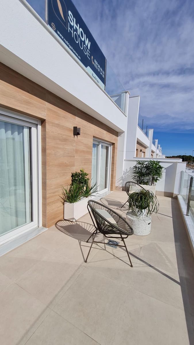 3 makuuhuone Huvila myytävänä paikassa San Pedro del Pinatar mukana uima-altaan - 389 000 € (Ref: 9586909)