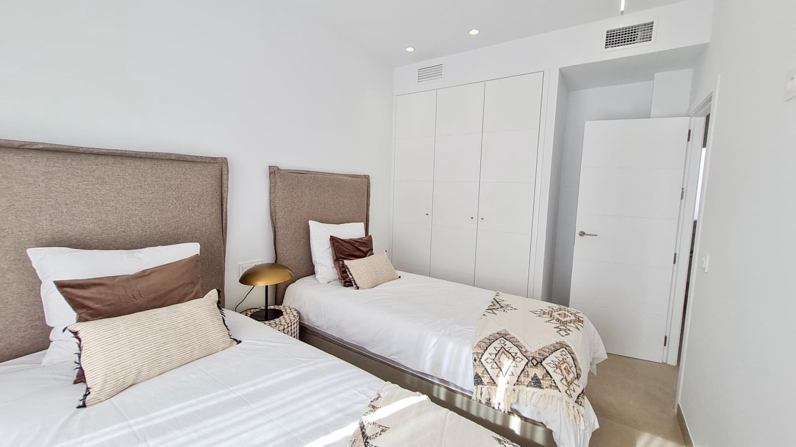 3 makuuhuone Huvila myytävänä paikassa San Pedro del Pinatar mukana uima-altaan - 389 000 € (Ref: 9586909)