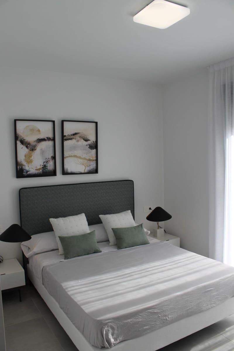 3 camera da letto Villetta Bifamiliare in vendita in Roldan con piscina - 404.900 € (Rif: 9586926)