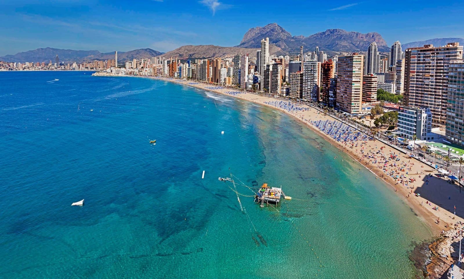 3 slaapkamer Appartement te koop in Benidorm met zwembad - € 489.000 (Ref: 9586938)