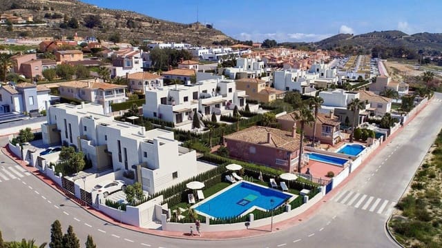 3 slaapkamer Villa te koop in Busot met zwembad - € 409.000 (Ref: 9586939)