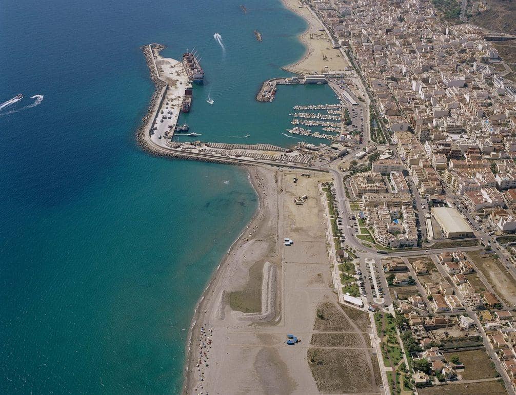 3 makuuhuone Huvila myytävänä paikassa Vera mukana uima-altaan - 429 000 € (Ref: 9586999)