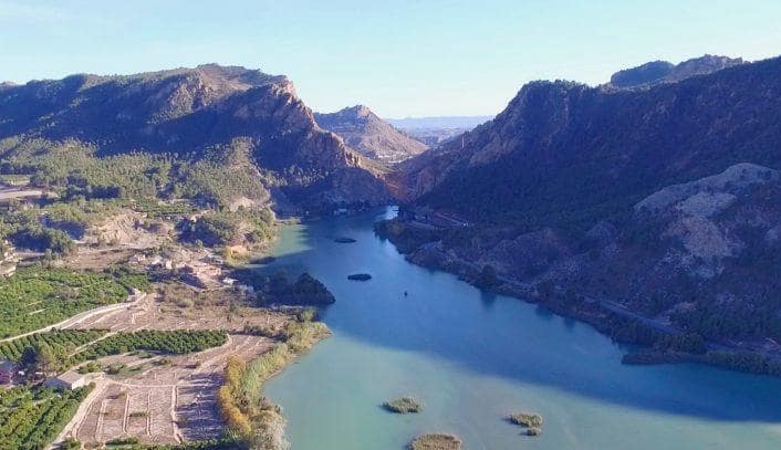 3 quarto Moradia para venda em Banos y Mendigo com piscina - 413 400 € (Ref: 9587012)