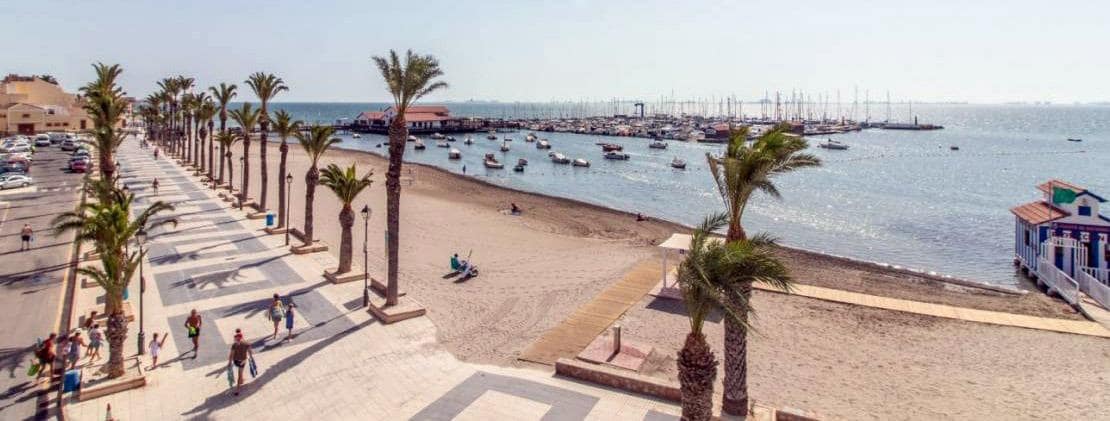 3 quarto Apartamento para venda em Los Alcazares com piscina - 390 000 € (Ref: 9587023)