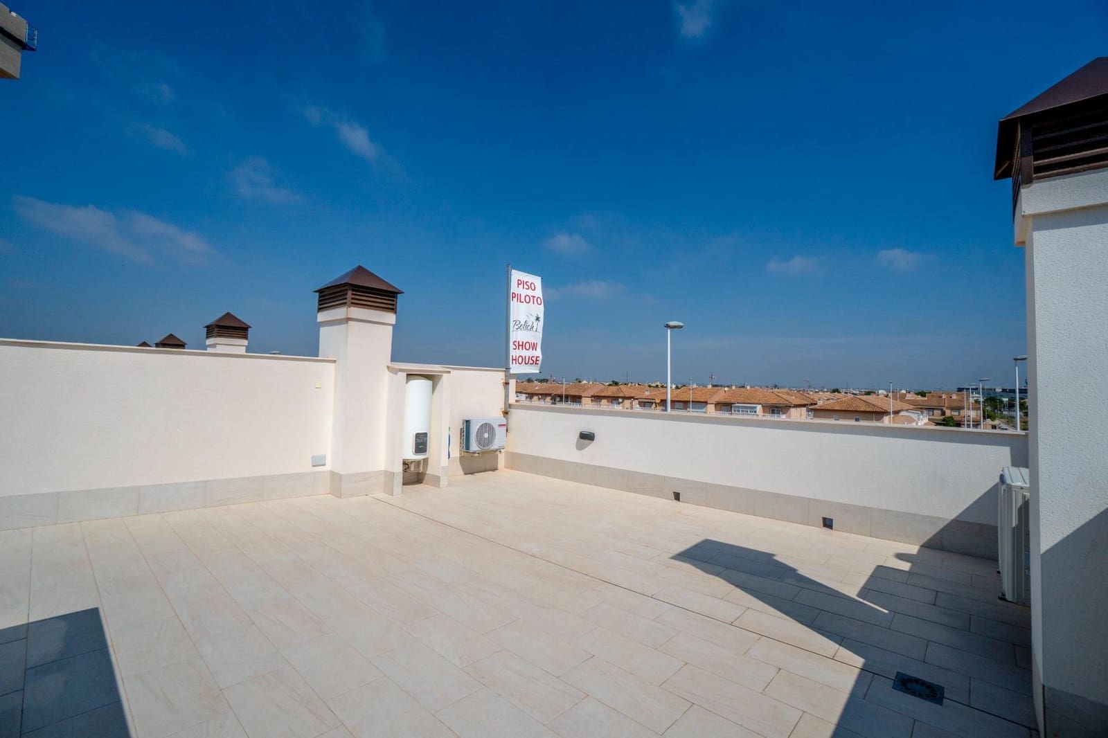 2 sypialnia Bungalow na sprzedaż w San Pedro del Pinatar z basenem - 265 000 € (Ref: 9587027)