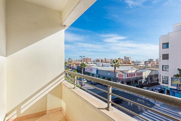 5 sypialnia Apartament na sprzedaż w Torrevieja z garażem - 260 000 € (Ref: 9587126)