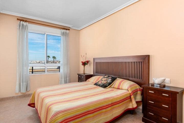 5 sypialnia Apartament na sprzedaż w Torrevieja z garażem - 260 000 € (Ref: 9587126)